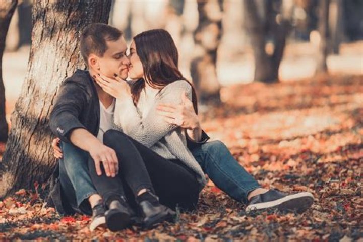 How Can Someone Fall In Love Quickly After A Breakup? Experts Explain